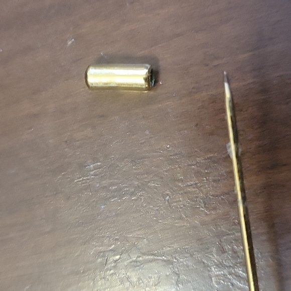 Authentic Carolina Herrera pin watch - Picture 6 of 6